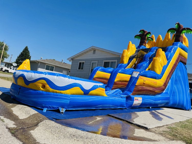 15’ Oasis Waterslide with Giant Pool